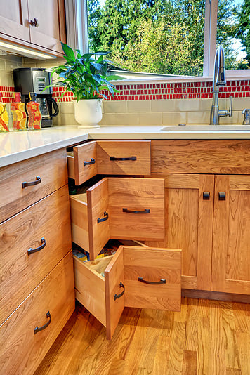 kitchen-storage-solution