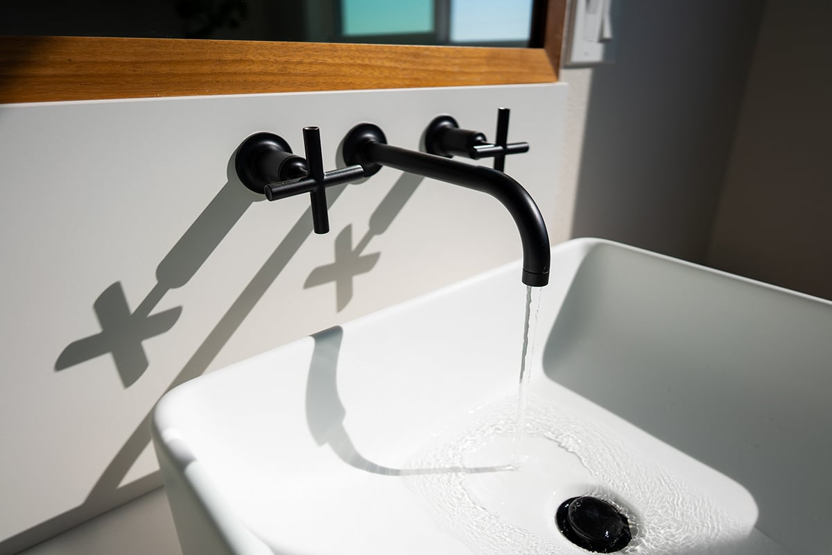 Admiral-Bathroom-Detail-01 Admiral-Bathroom-Detail-01