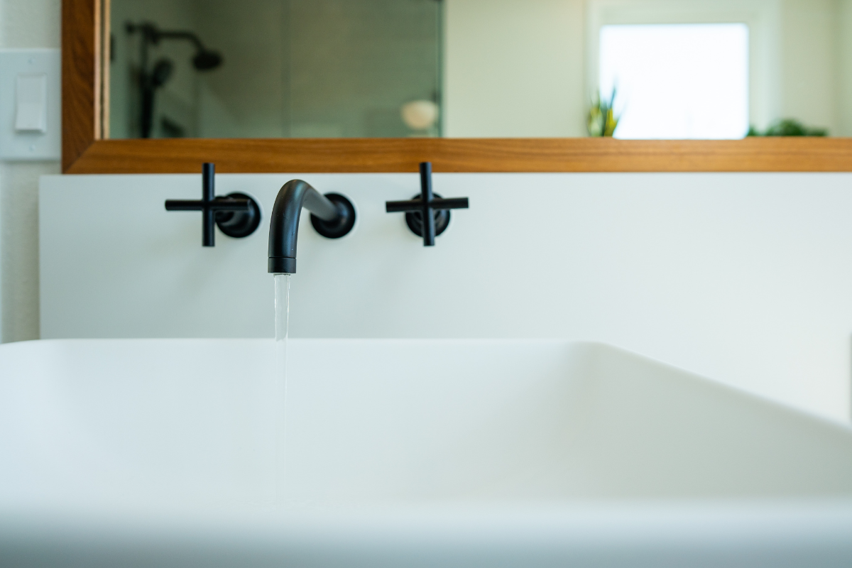 admiral-spa-bathroom-1200x800 (4)