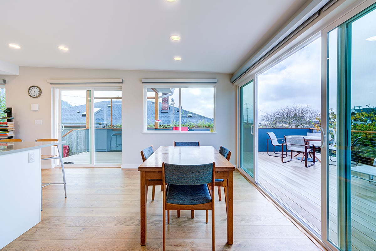 alki-kitchen-living-deck-16