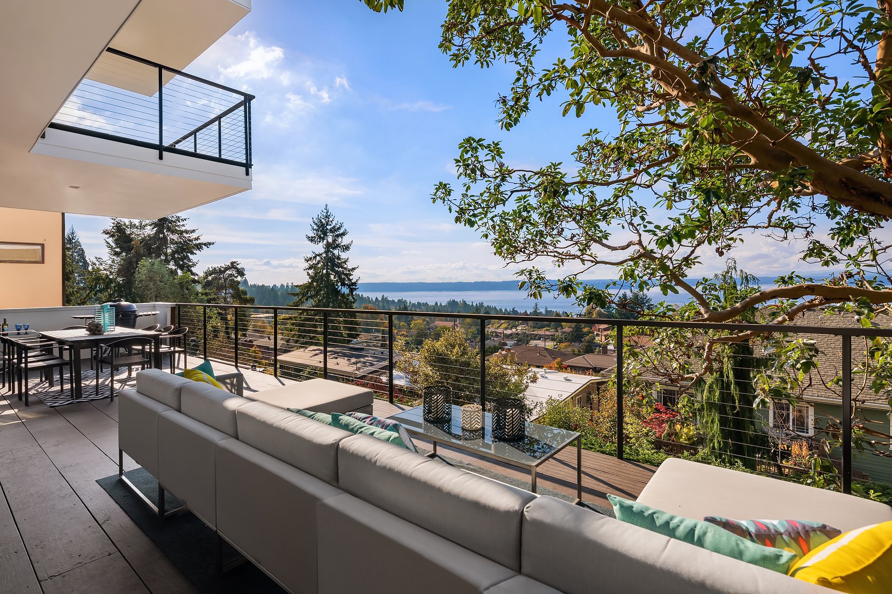 EXTERIORS/SUNROOMS