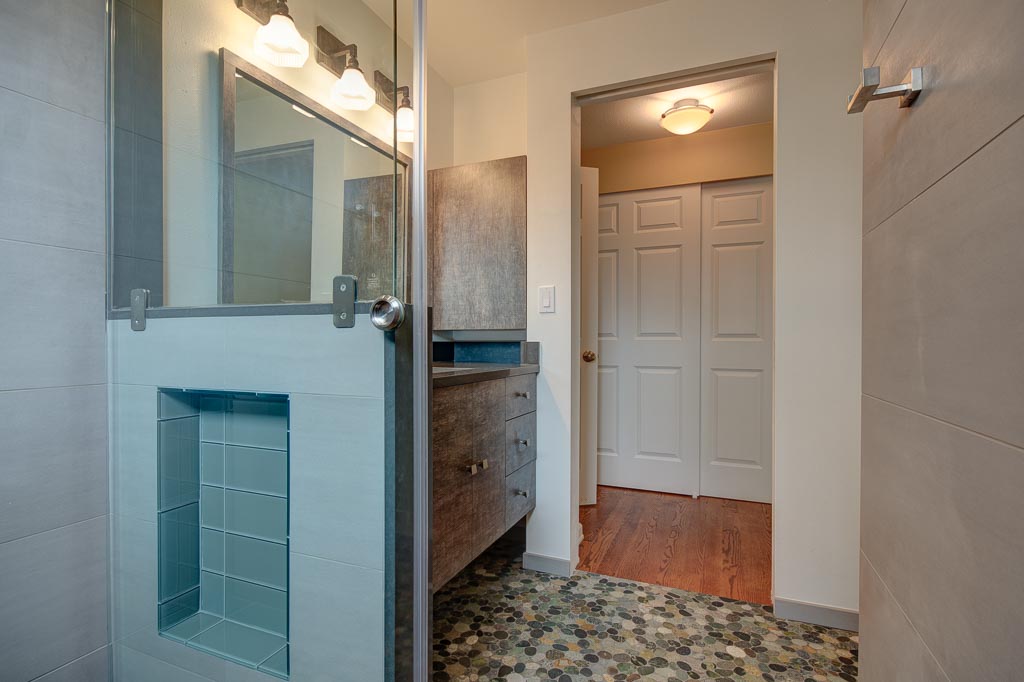 Finn Hill Master Bath