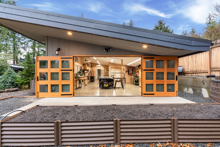 bellevue-garage-workshop-48-1 bellevue-garage-workshop-48-1